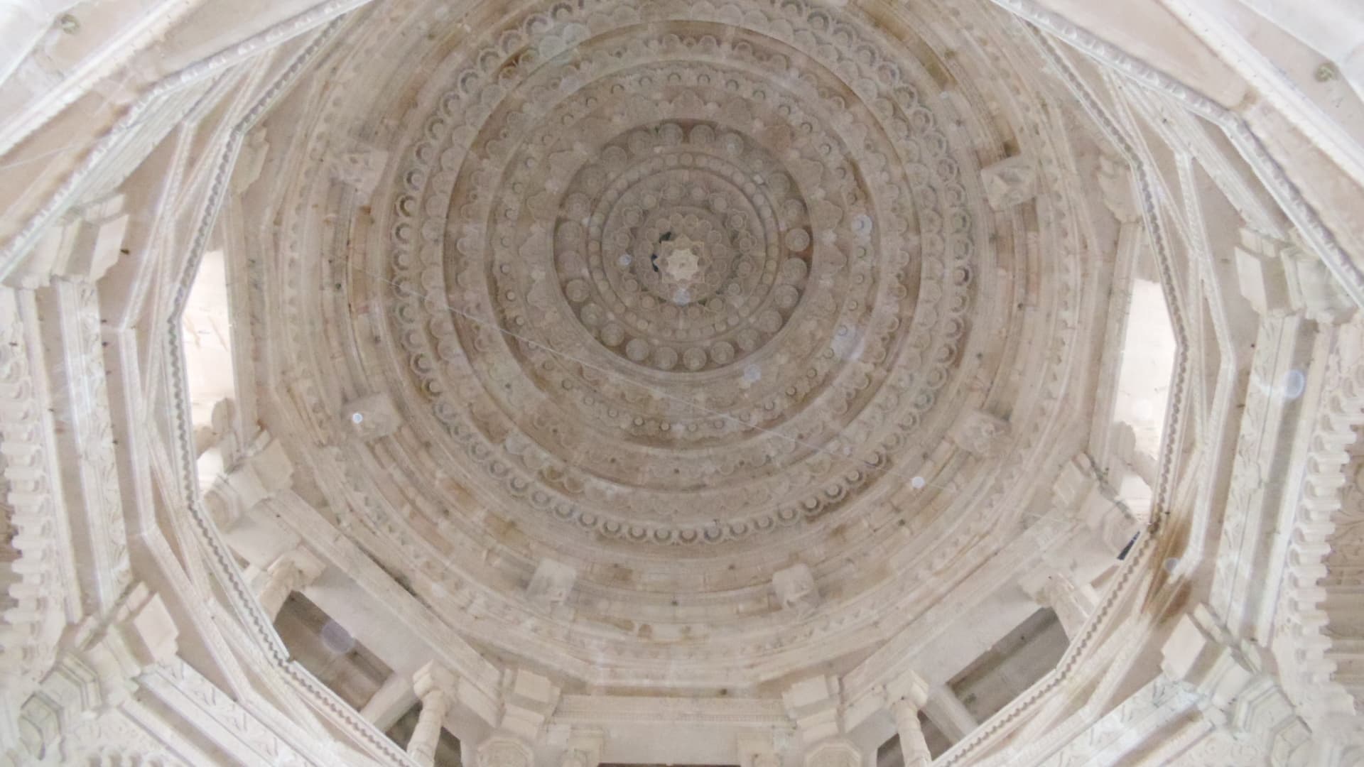 Temple mandapa interior